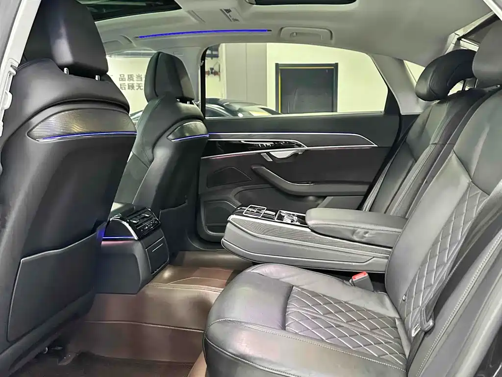 Audi A8 2021