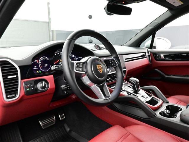 Porsche Cayenne 2022