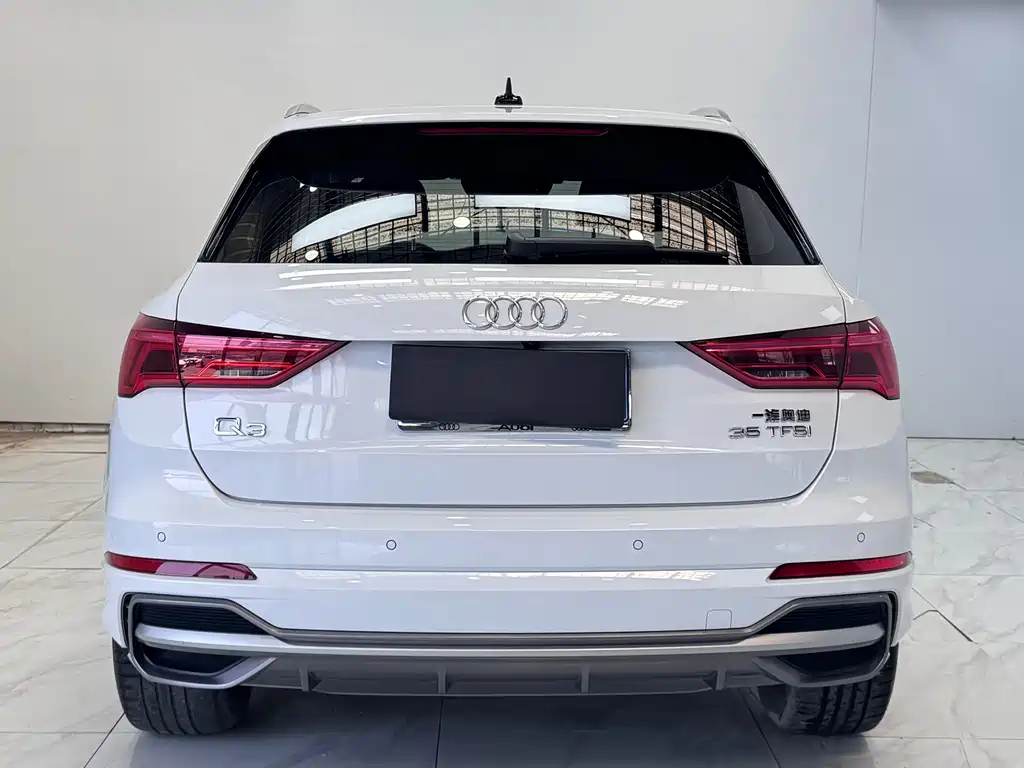 Audi Q3 2021