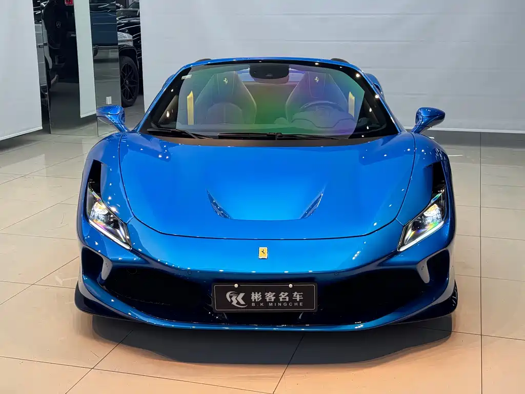 Ferrari F8 2021