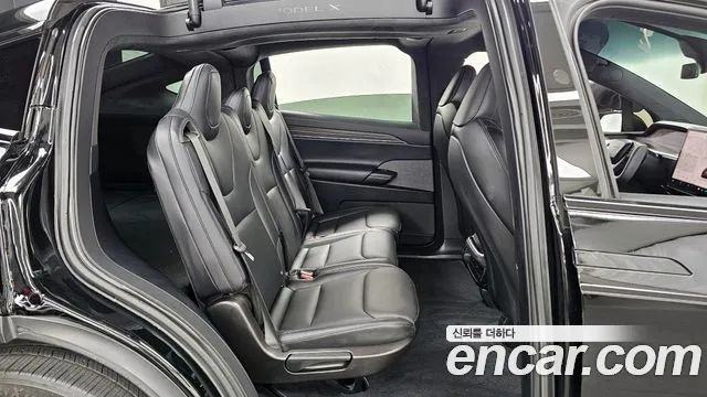 Tesla Model X 2023