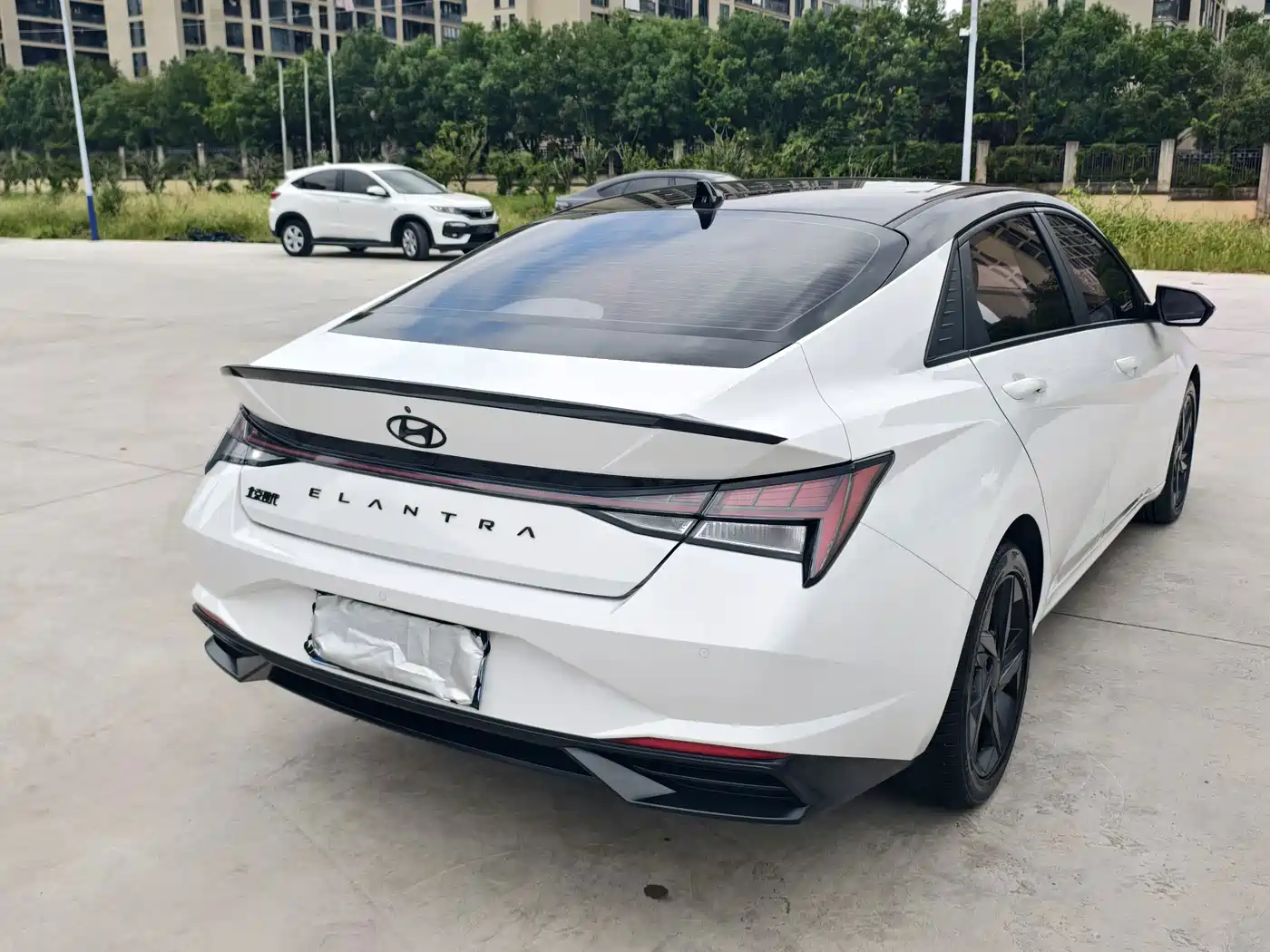 Hyundai Elantra 2023