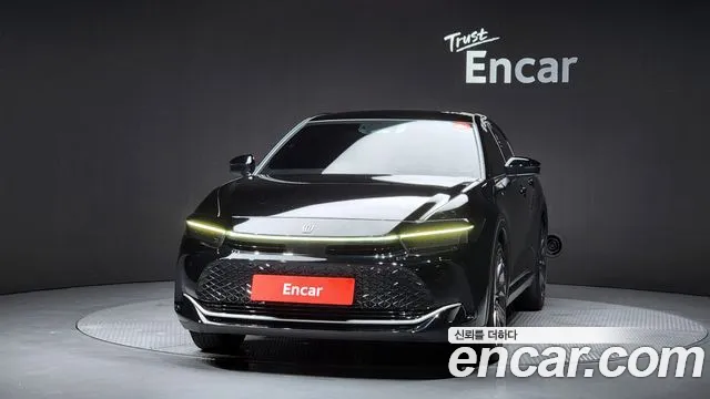 Toyota Crown 2023