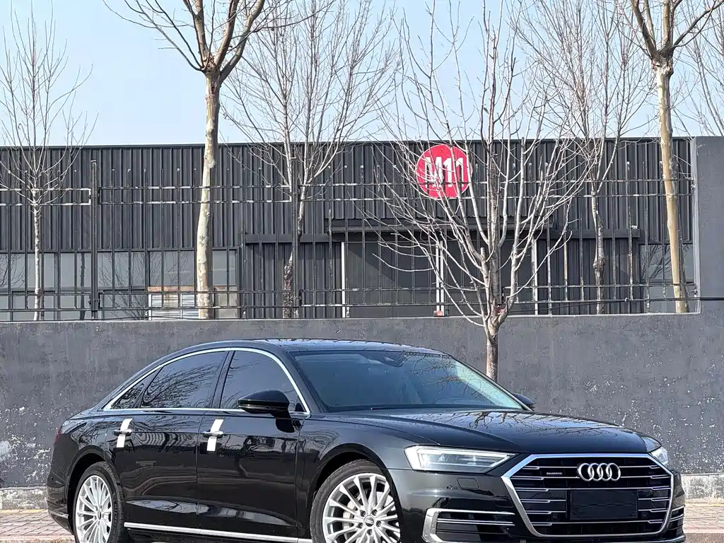 Audi A8 2021
