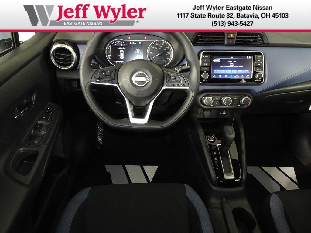 Nissan Versa 2025