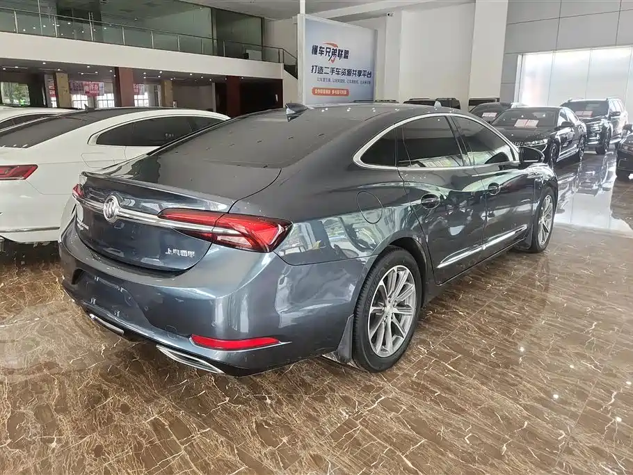 Buick LaCrosse 2022