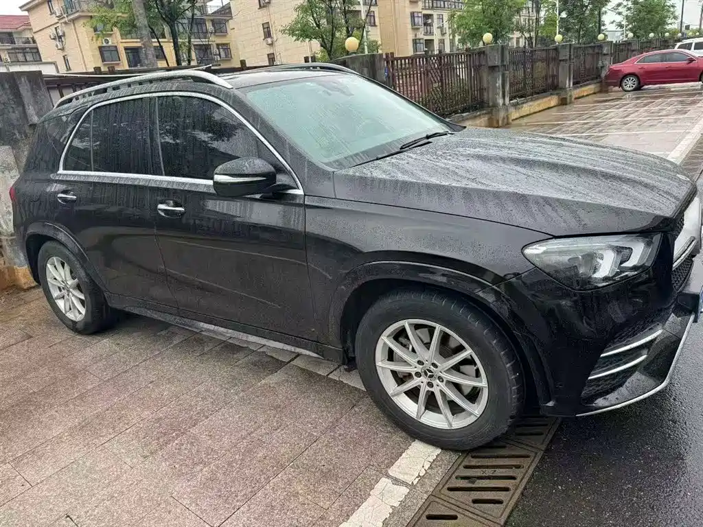 Mercedes-Benz GLE 2021