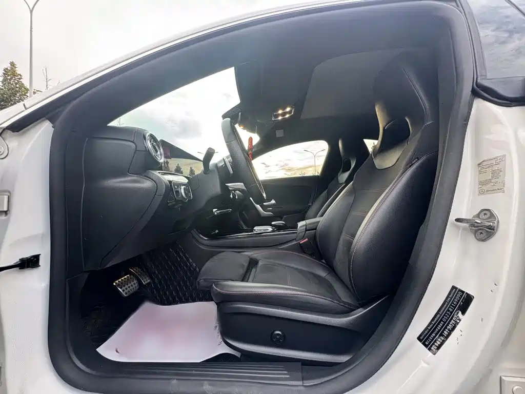 Mercedes-Benz CLA 2022