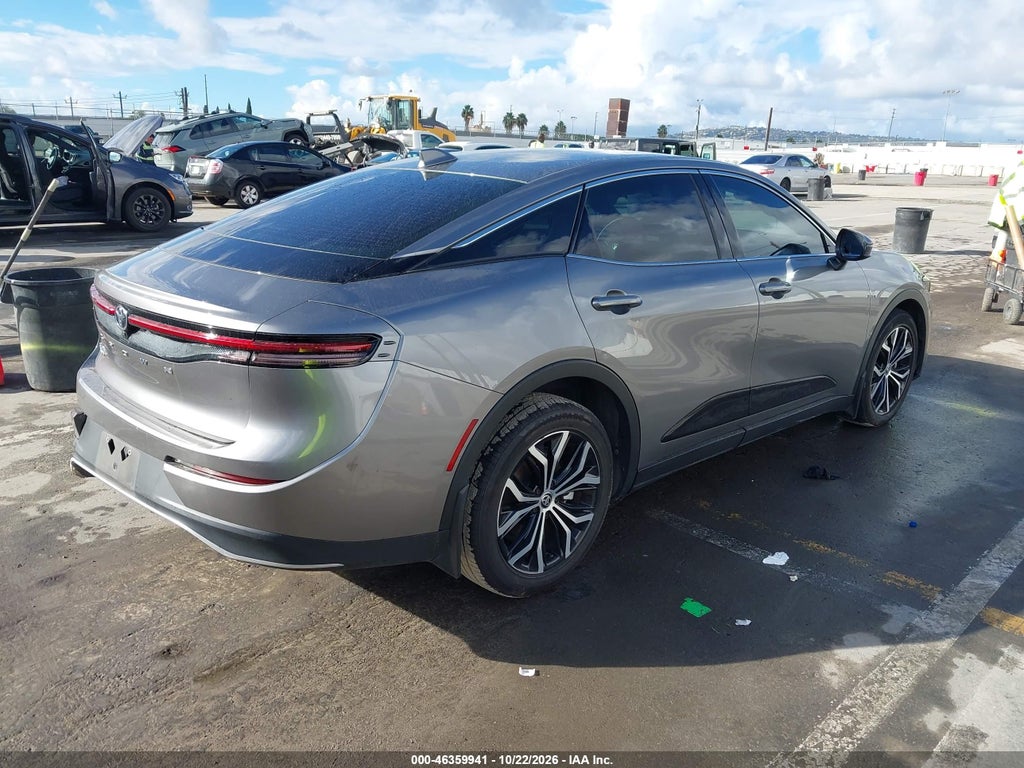 Toyota Crown 2024