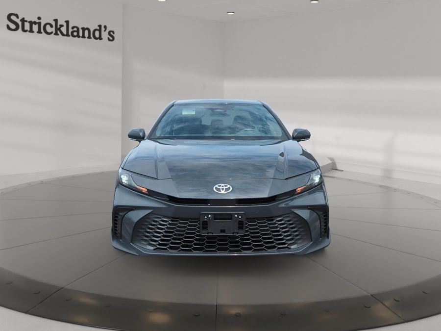Toyota Camry 2025