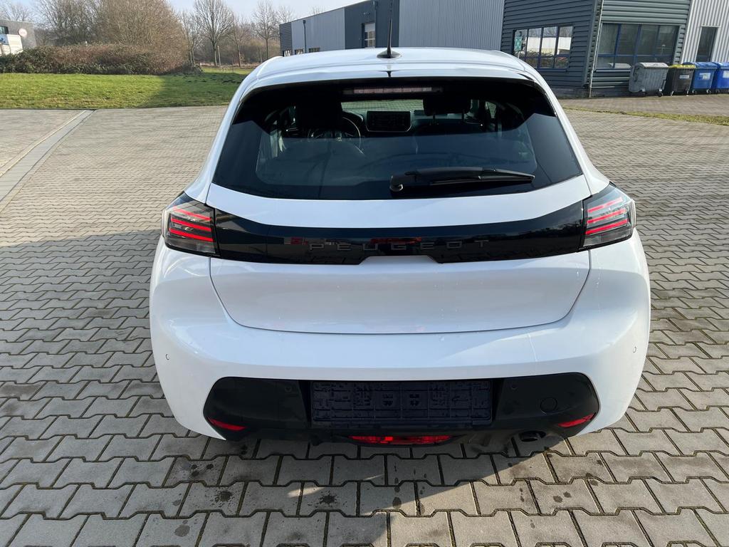 Peugeot 208 2025