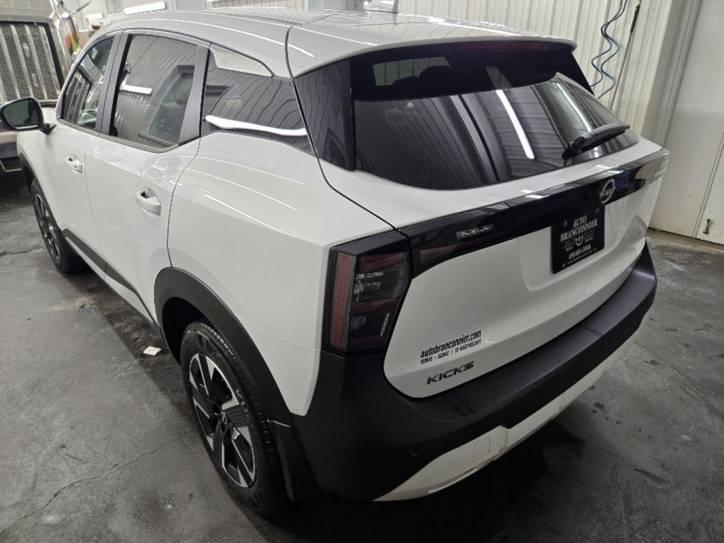 Nissan Kicks 2025