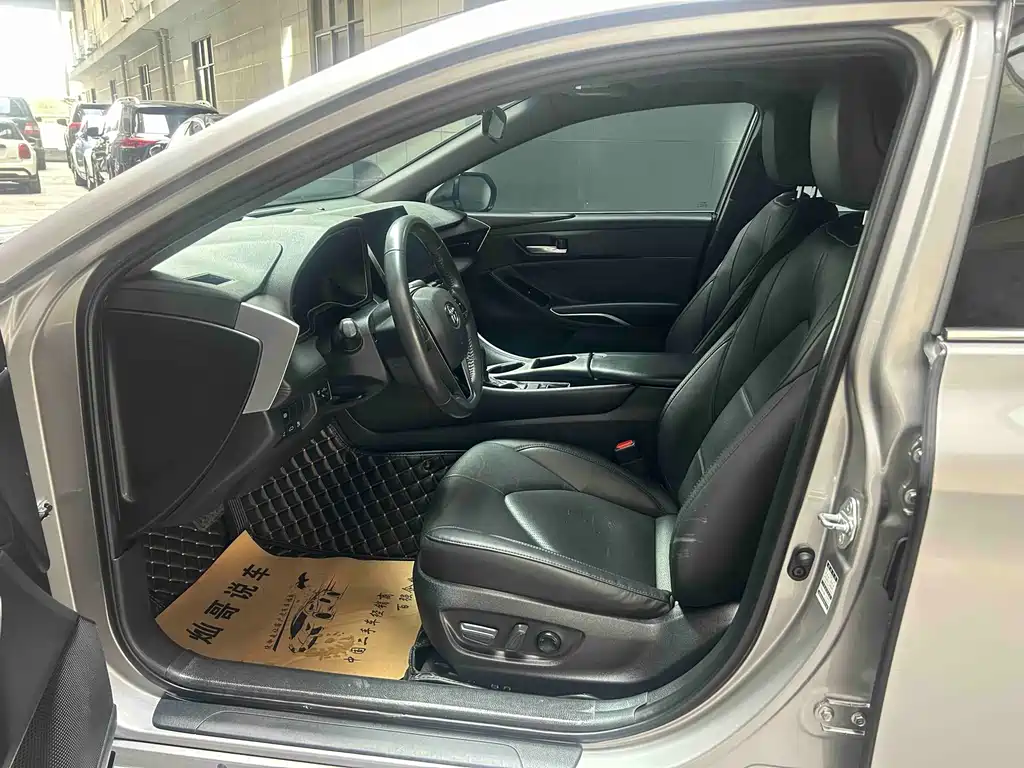 Toyota Avalon 2024