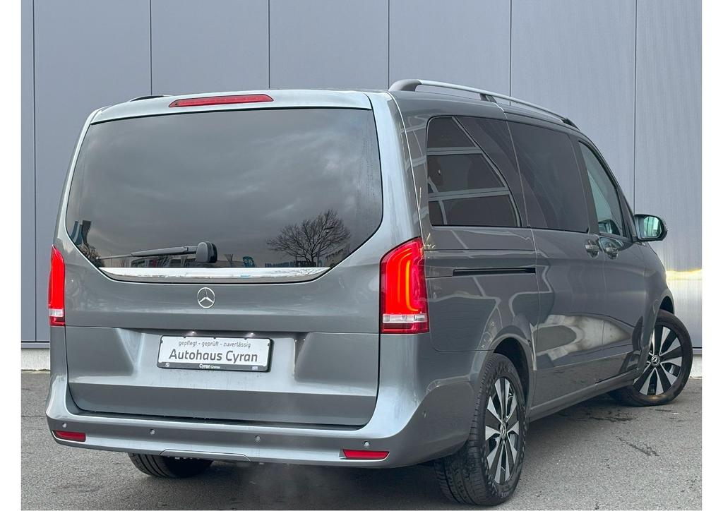 Mercedes-Benz V 300 2023