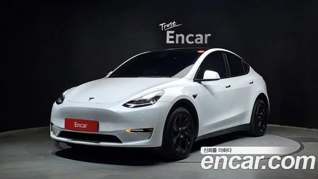 Tesla Model Y 2022