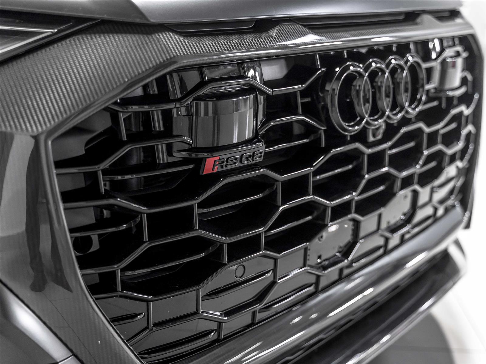 Audi RS Q8 2023