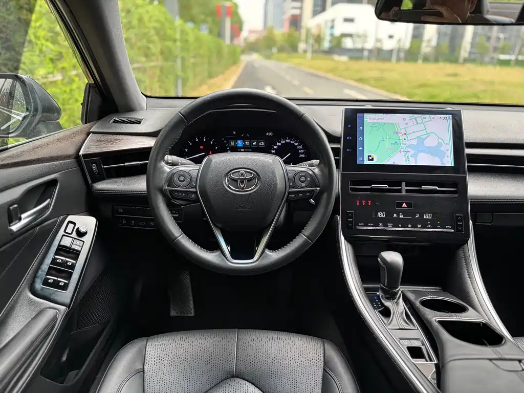 Toyota Avalon 2023