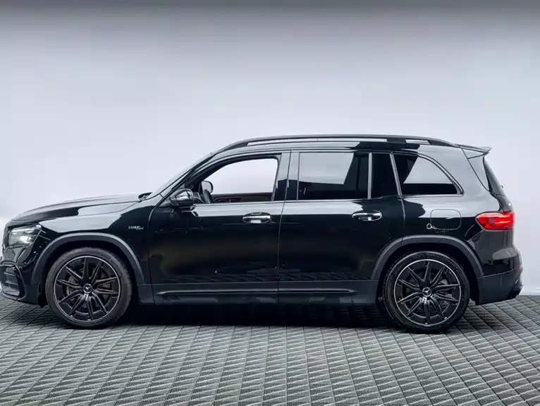 Mercedes-Benz GLB AMG 2024