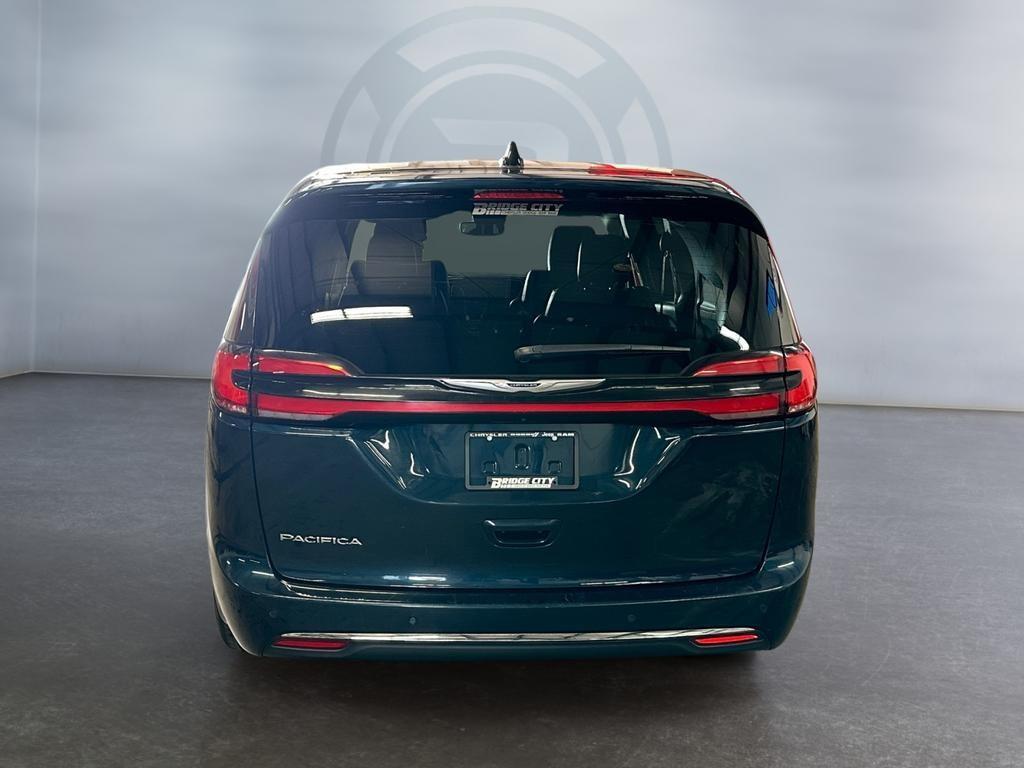 Chrysler Pacifica 2024