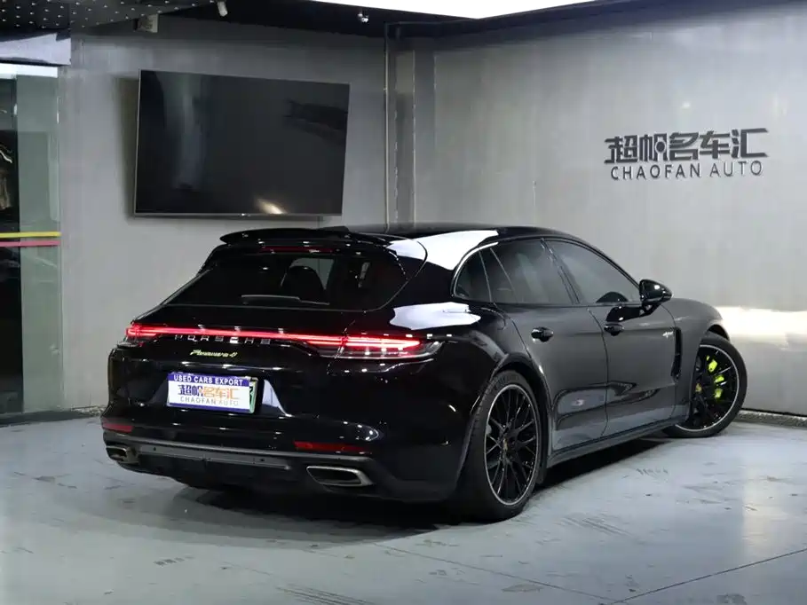 Porsche Panamera 2024