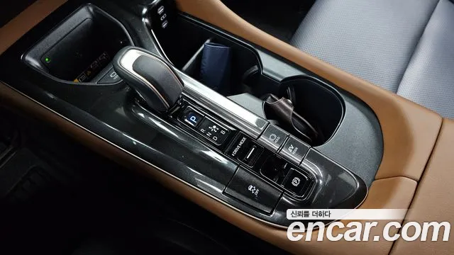 Toyota Crown 2025