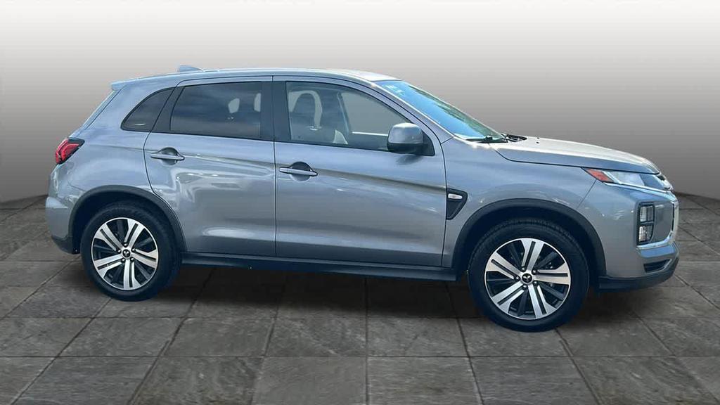Mitsubishi Outlander Sport 2024