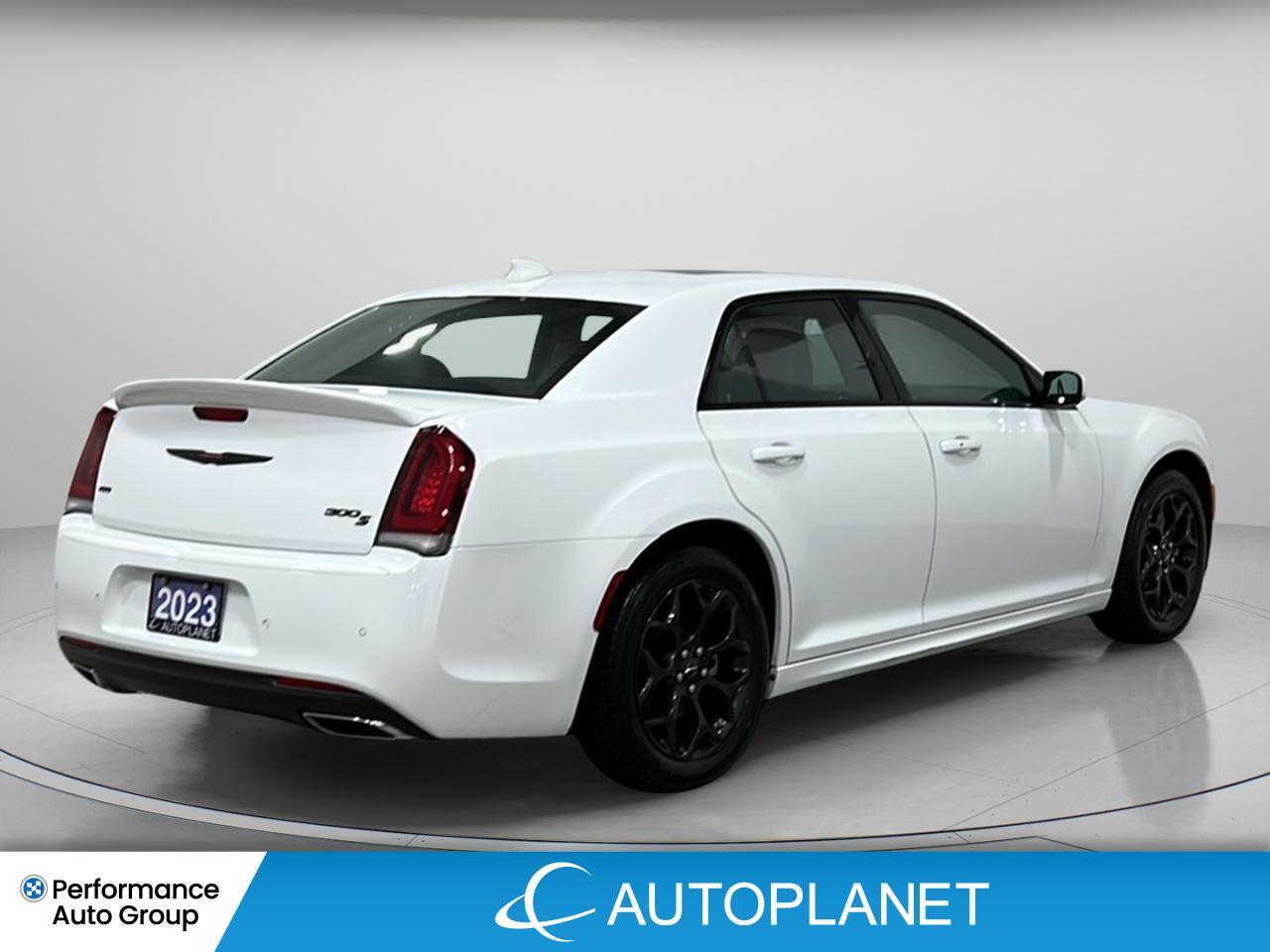 Chrysler 300 2023