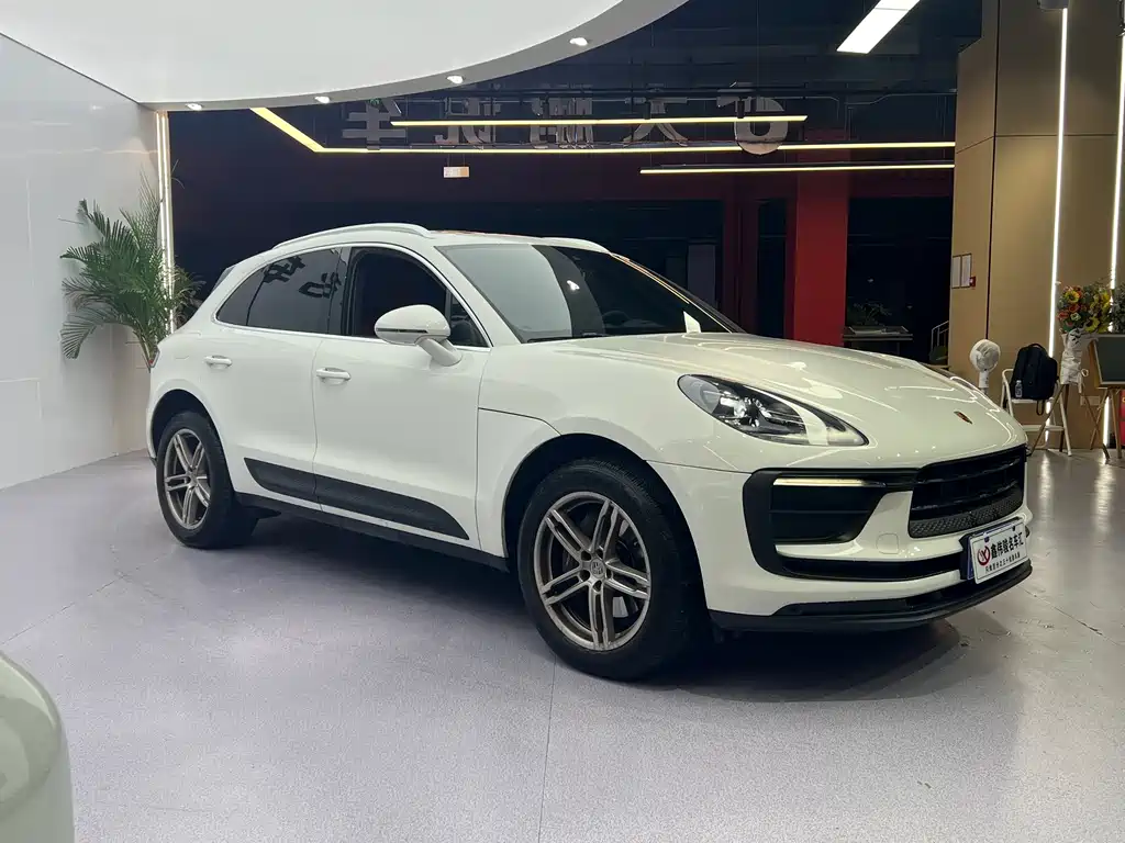 Porsche Macan 2023