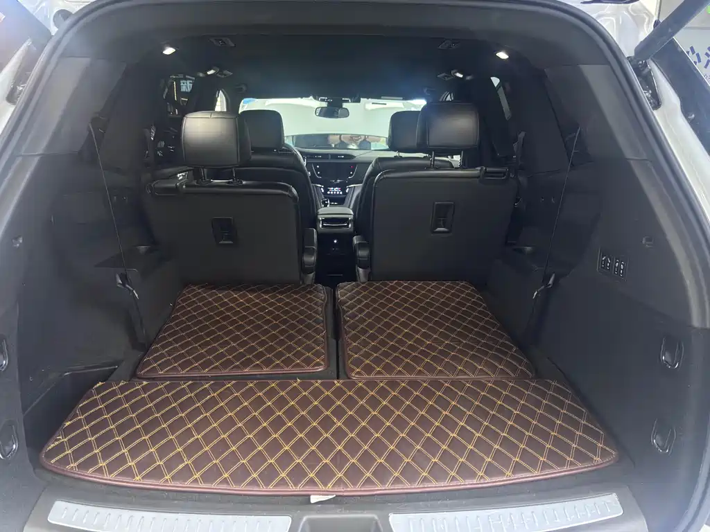 Cadillac XT6 2021