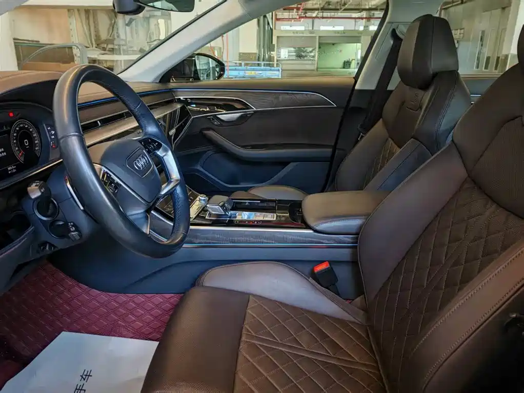 Audi A8 2022