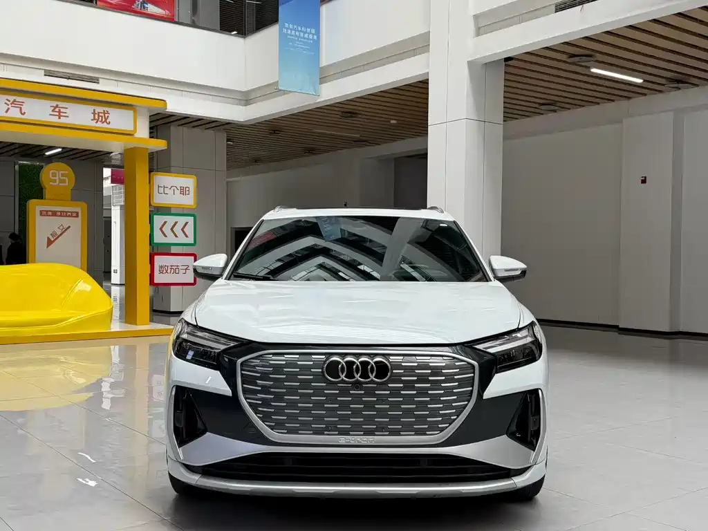 Audi Q4 e-tron 2022