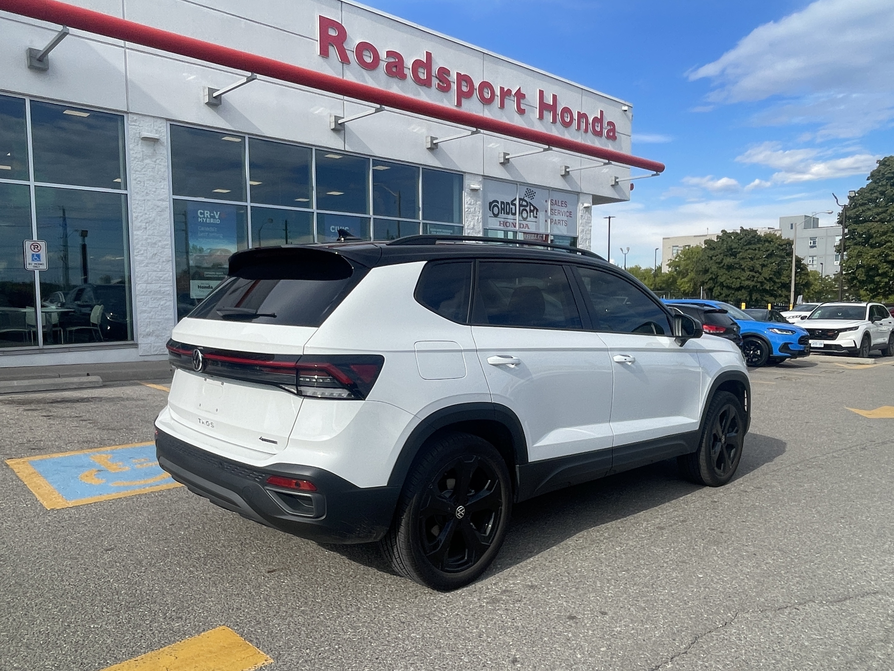 Volkswagen Taos 2025