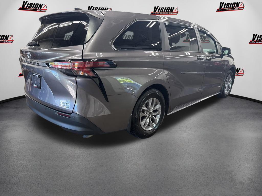 Toyota Sienna 2021