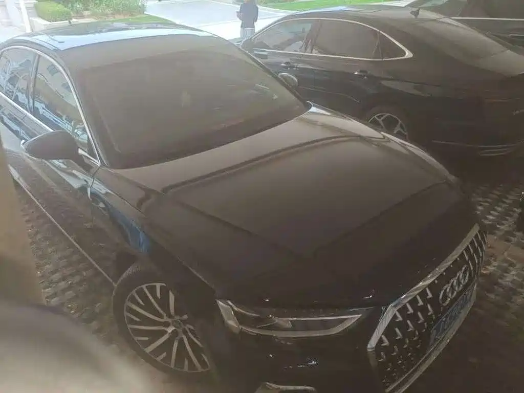 Audi A8 2024