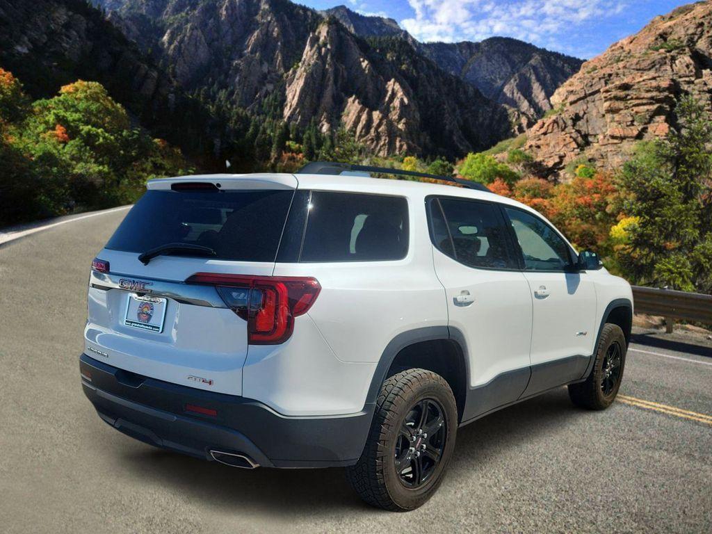 GMC Acadia 2023
