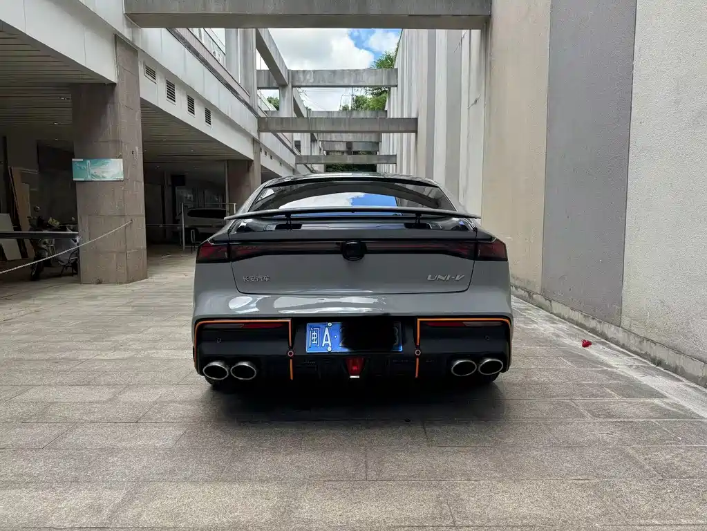 Changan UNI-V 2023