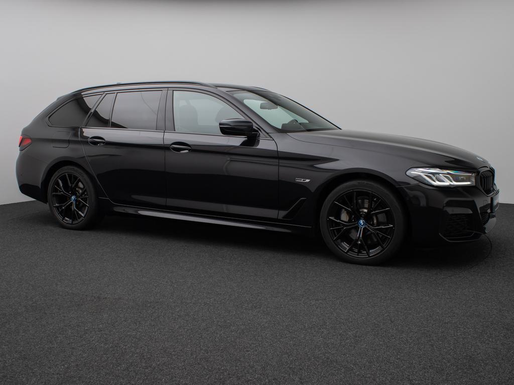BMW 530 2022