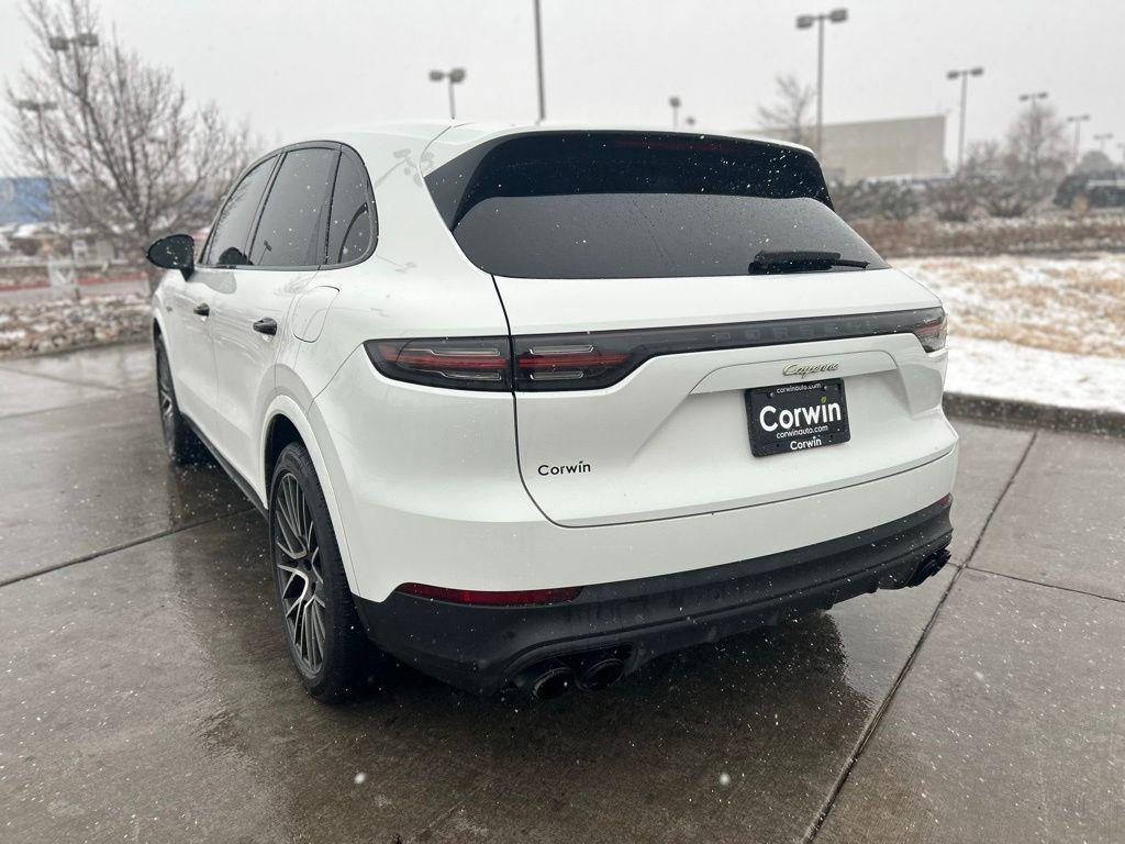 Porsche Cayenne 2021