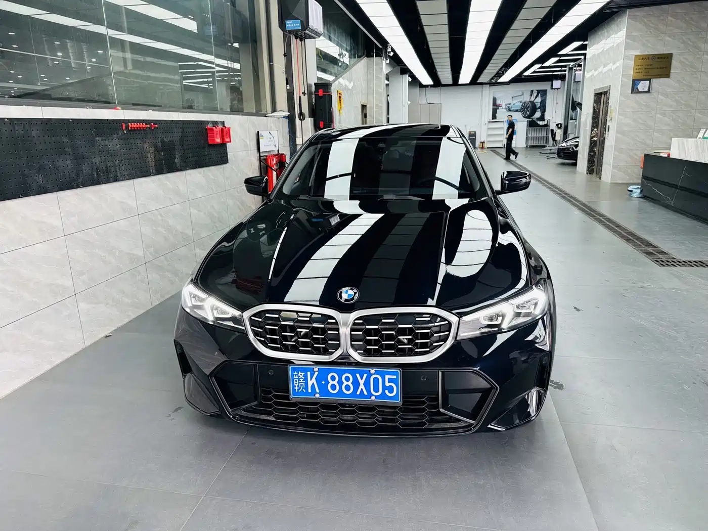 BMW 3 серии 2023