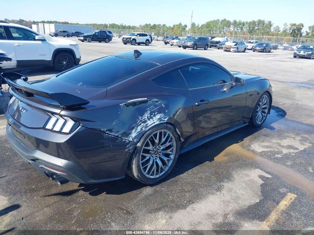 Ford Mustang 2024