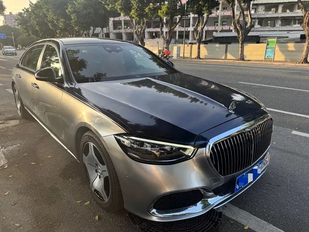 Mercedes-Benz Maybach S-Класс 2022