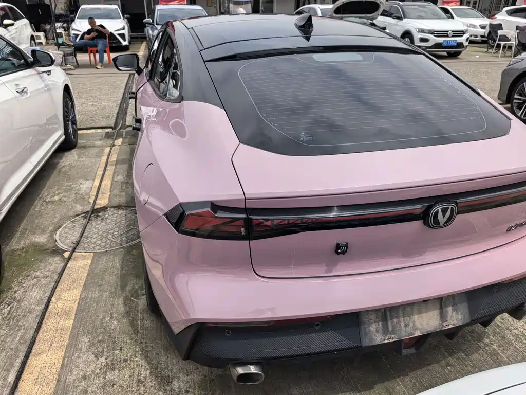 Changan UNI-V 2022