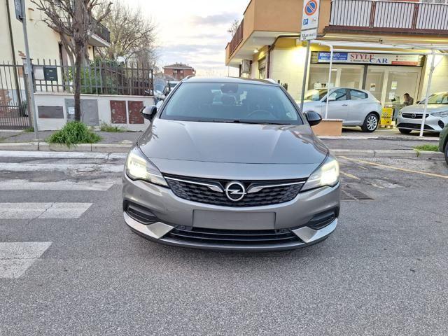Opel Astra 2021