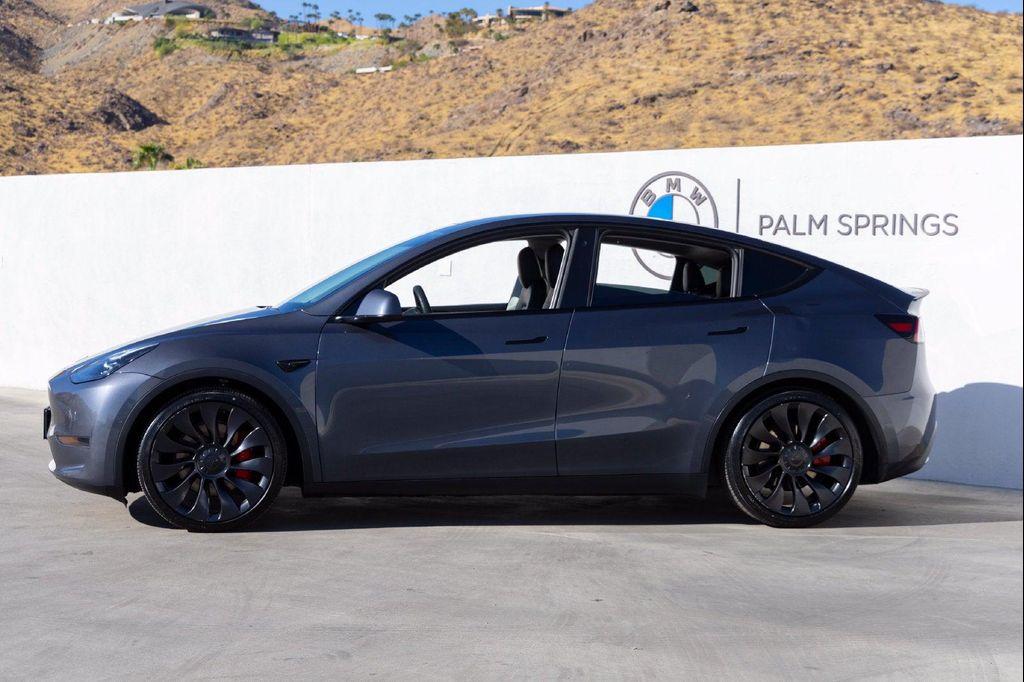 Tesla Model Y 2022