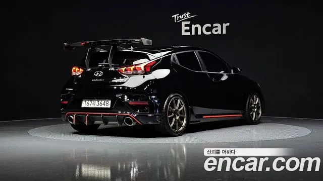 Hyundai Veloster 2021