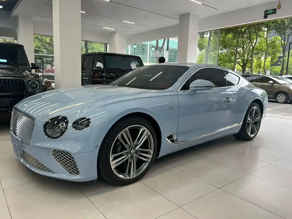 Bentley Continental 2021