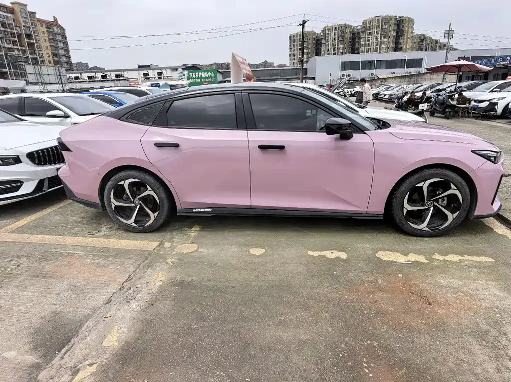 Changan UNI-V 2022