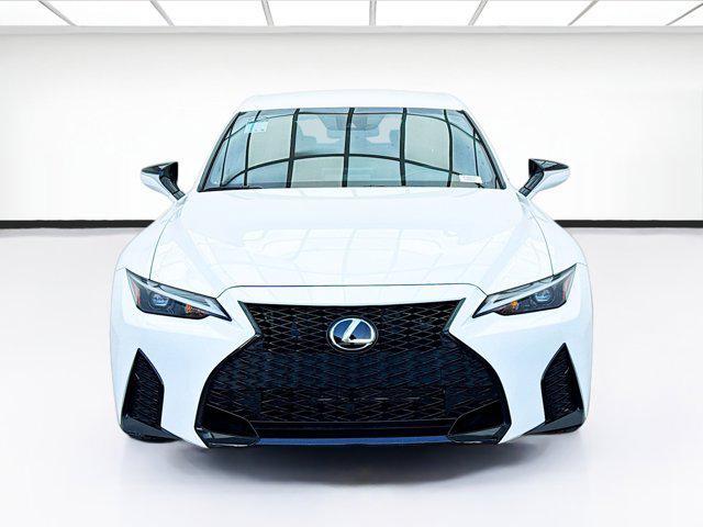 Lexus IS 300 2024