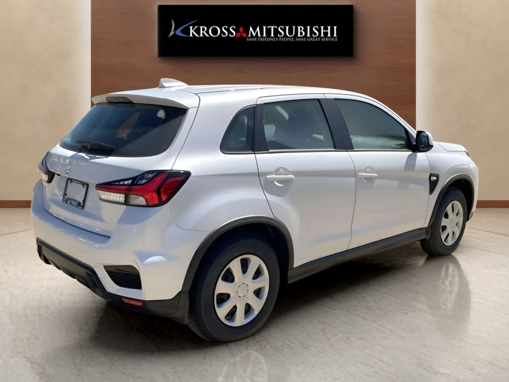 Mitsubishi RVR 2025