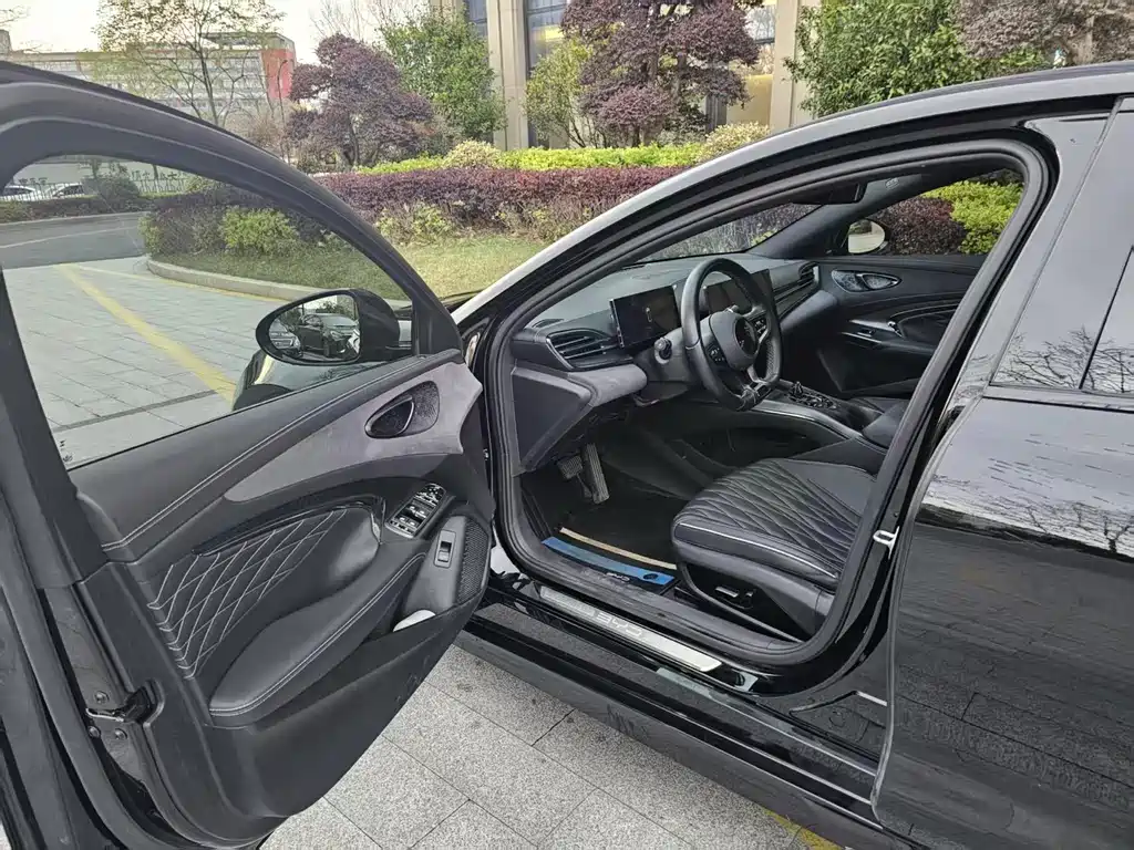 BYD Seal 2023